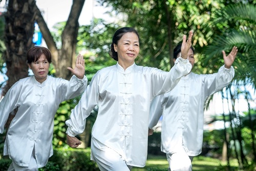 nâng cao sức khỏe khi tuổi xế chiều