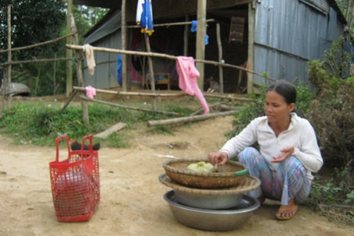 2 mẹ con chung một “chồng” và chuyện kinh dị trên giường